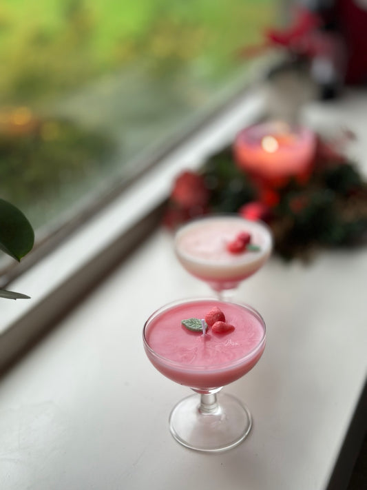 STRAWBERRY MARTINI MINI COCKTAIL