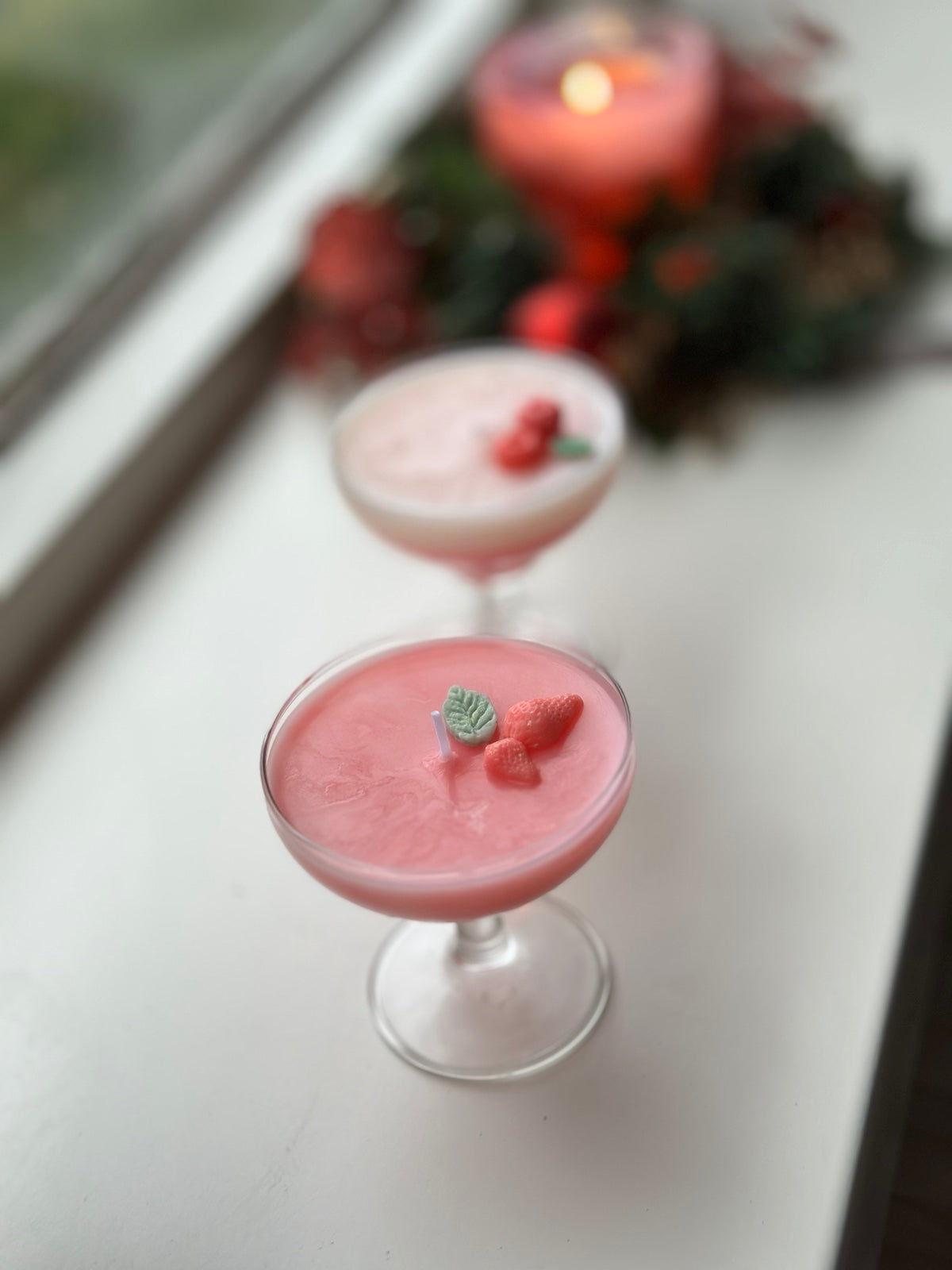 STRAWBERRY MARTINI MINI COCKTAIL