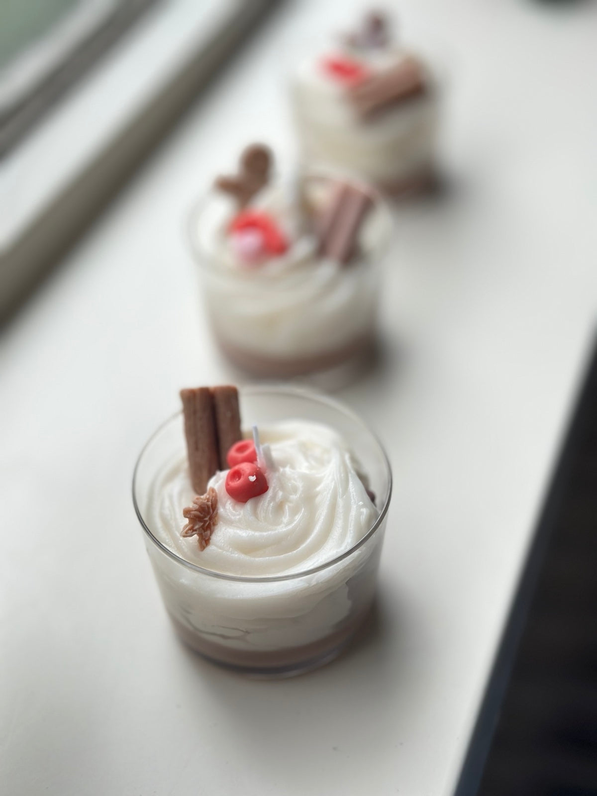 WINTER DESSERT CANDLE